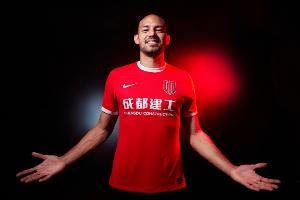 费利佩：我们用努力创造了历史，我会给全队发一个大大的红包