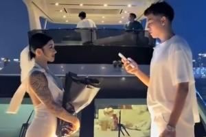 结束六年爱情长跑！上海后卫李添荣向女友求婚成功💒！