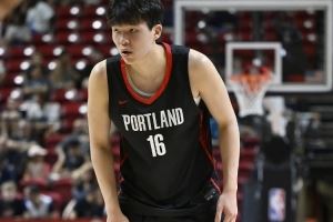 拓记：若球队希望杨瀚森短期内打出来 那内线的深度可能会是问题